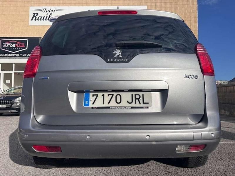 Usado Peugeot 5008 Style 150 CV (110 kW) 2015 Monovolumen