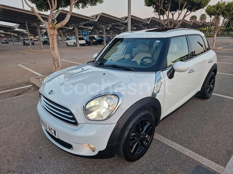 Blanco Usado 2011 Mini Cooper D Countryman SUV | 9999 € (Caro) - Imagen 1/4