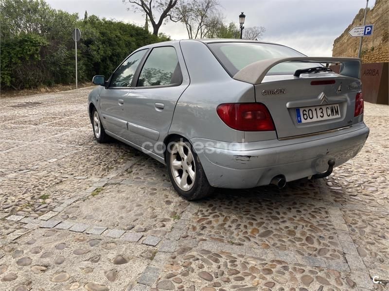 Gris / plata Usado 2004 Citroën Xsara Exclusive Berlina | 1800 € (Precio justo) - Imagen 1/4