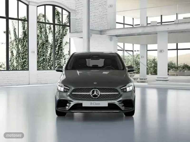 Usado Mercedes B200 149 CV (109 kW) 2024 Gris Utilitario