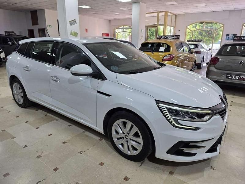 Usado Renault Mégane GrandTour Equilibre 116 CV (85 kW) 2023 Blanco Familiar