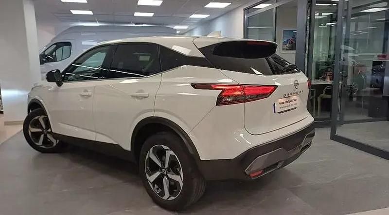 Usado Nissan Qashqai N-Connecta 158 CV (116 kW) 2023 Lunar white (perlada) SUV