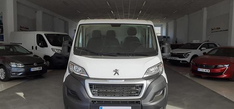 Usado Peugeot Boxer 120 CV (88 kW) 2023 Epr blanc icy Van