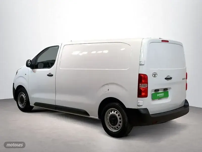 Usado Toyota Proace Verso 120 CV (88 kW) 2024 Blanco Familiar