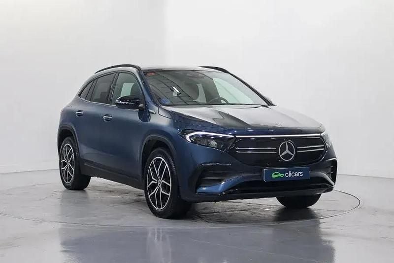 Begagnad Mercedes EQA250 139 kW (190 HK) 2021 Blå SUV