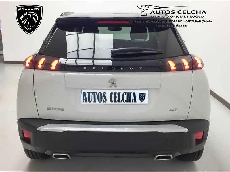 Usado Peugeot 2008 GT 130 CV (95 kW) 2020 Blanco SUV