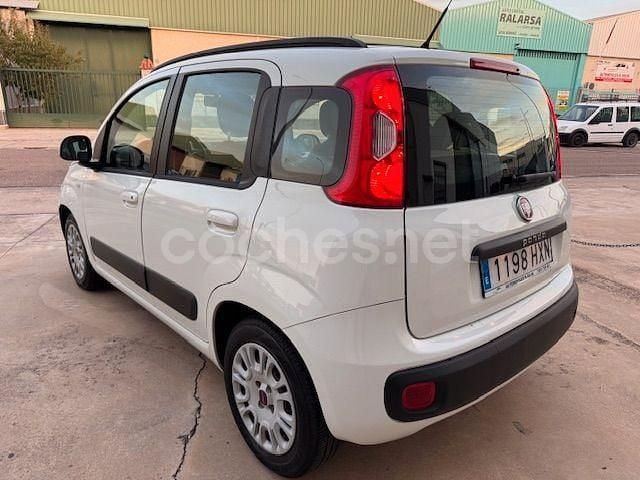 Usado Fiat Panda Lounge 75 CV (55 kW) 2014 Blanco Berlina
