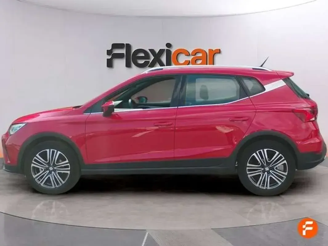 Usado Seat Arona FR 110 CV (80 kW) 2023 Rojo SUV