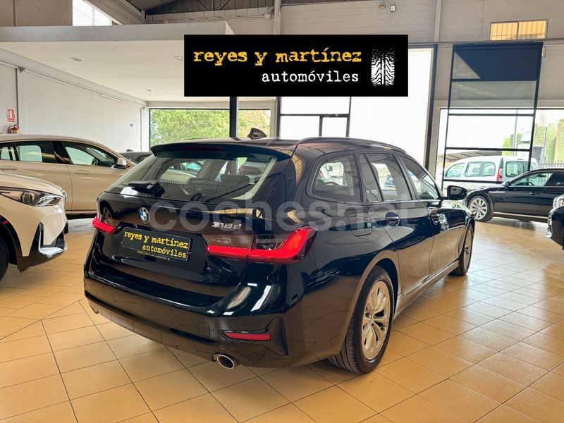 Usado BMW 318 150 CV (110 kW) 2020 Negro Familiar