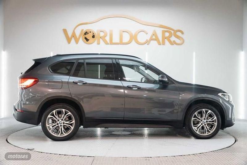 Usado BMW X1 136 CV (100 kW) 2021 Gris SUV