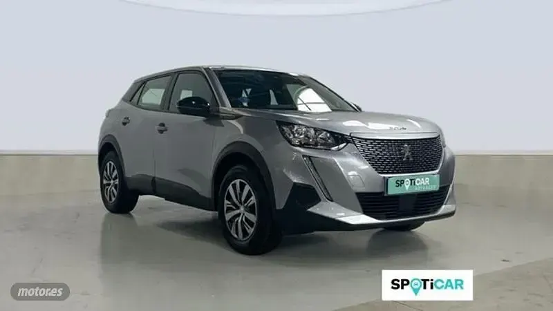 Usado Peugeot e-2008 Active 100 kW (136 CV) 2022 Gris SUV