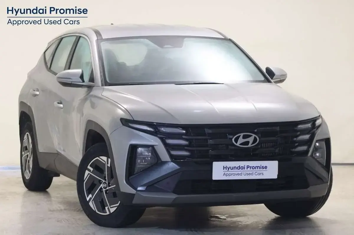 Usado Hyundai Tucson 160 CV (117 kW) 2025 Gris SUV