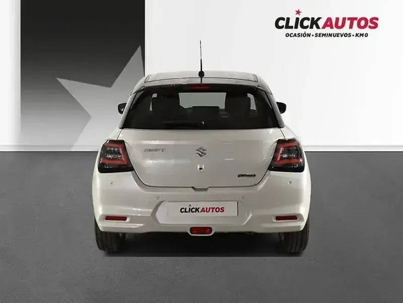 Usado Suzuki Swift 83 CV (61 kW) 2025 Blanco Utilitario