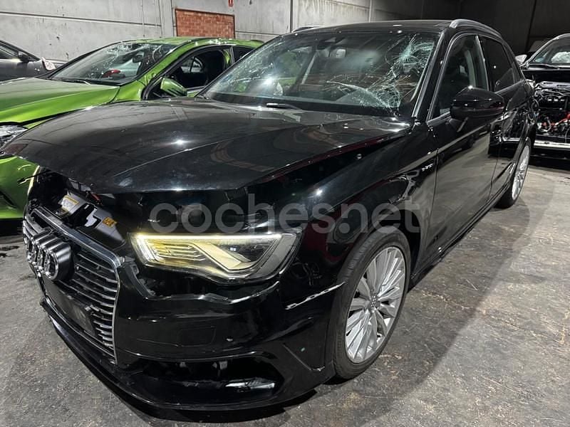 Usado Audi e-tron Ambition 204 CV (150 kW) 2015 Negro SUV