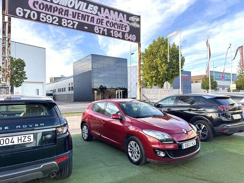 Burdeos Usado 2012 Renault Mégane III Dynamique Utilitario | 5999 € (Precio justo) - Imagen 1/4