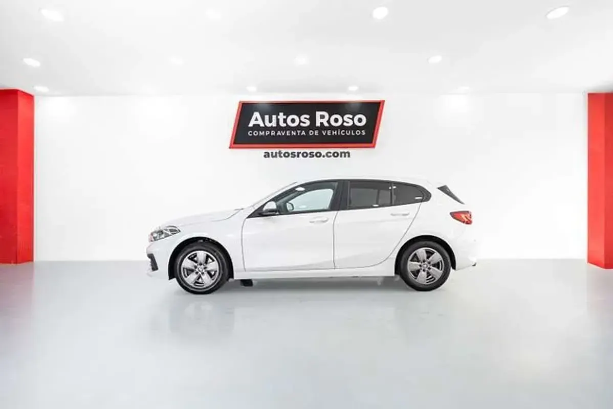 Usado BMW 116 116 CV (85 kW) 2020 Blanco Utilitario