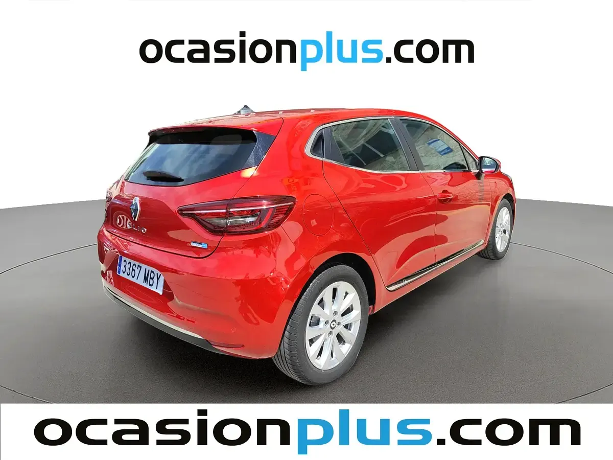 Usado Renault Clio V Zen 140 CV (102 kW) 2022 Rojo Utilitario