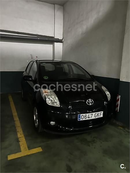 Negro Usado 2008 Toyota Yaris Luna Berlina | 7200 € (Precio justo) - Imagen 1/2