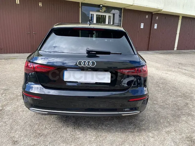 Usado Audi A3 116 HP (85 kW) 2022 Preto Sedan