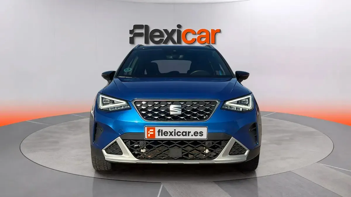 Usado Seat Arona Style 110 CV (80 kW) 2023 Azul SUV