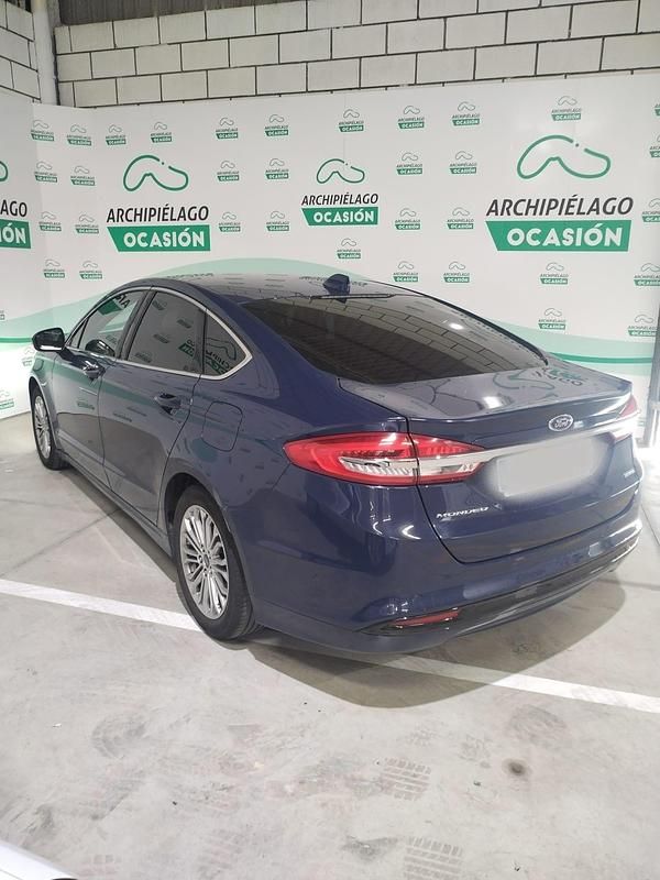 Usado Ford Mondeo Titanium 187 CV (137 kW) 2021 Azul Berlina