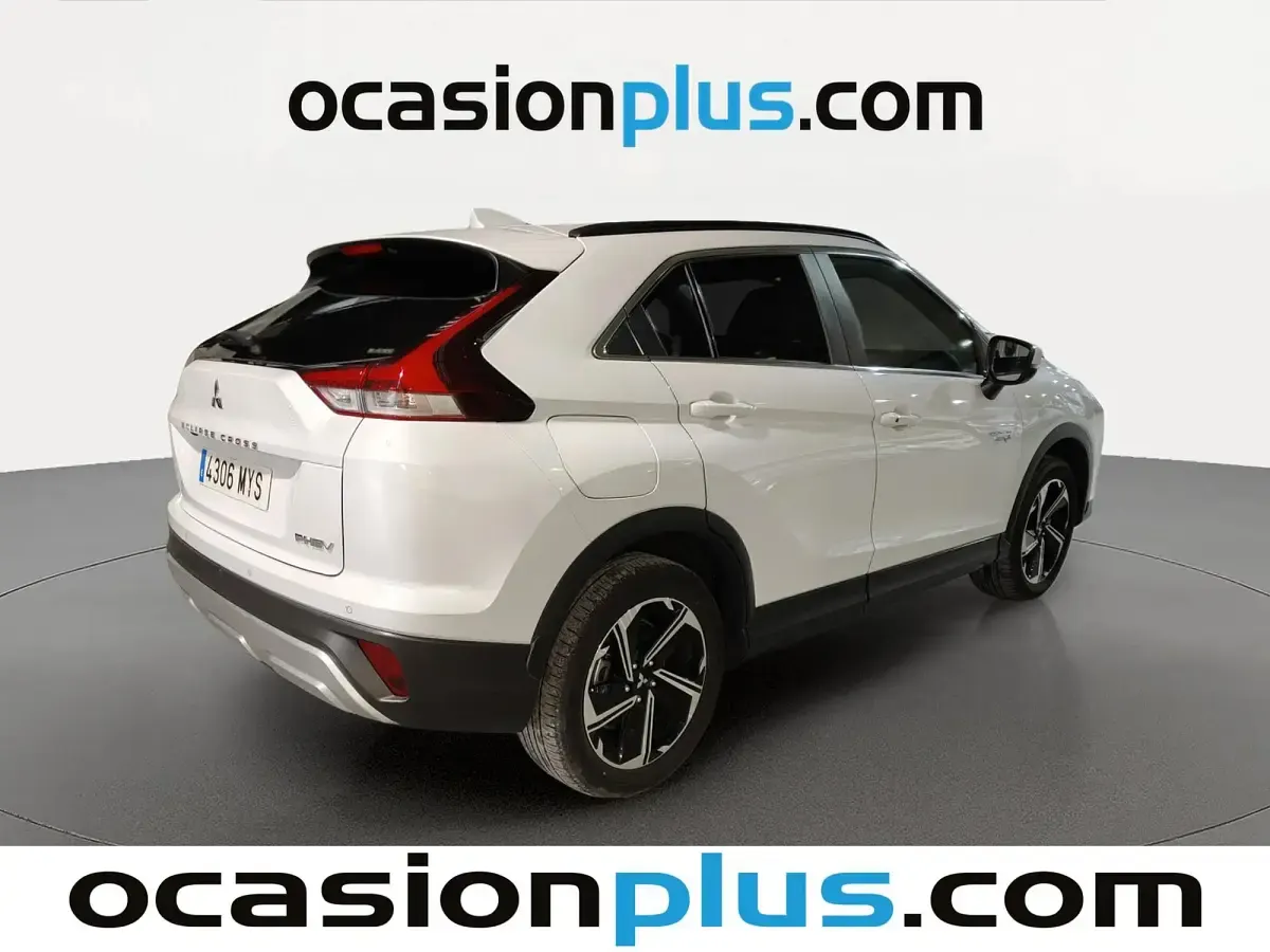 Usado Mitsubishi Eclipse Cross 188 CV (138 kW) 2025 Blanco SUV