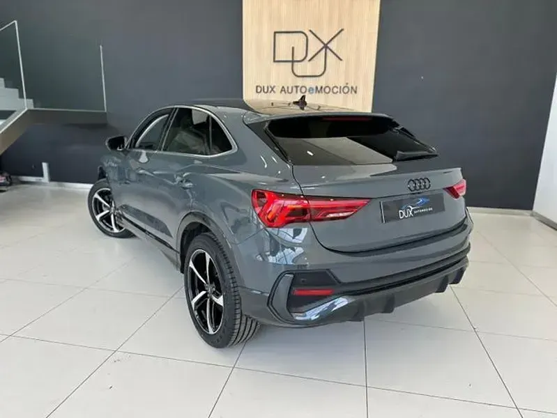 Usado Audi Q3 Sportback 245 CV (180 kW) 2022 Gris / plata SUV