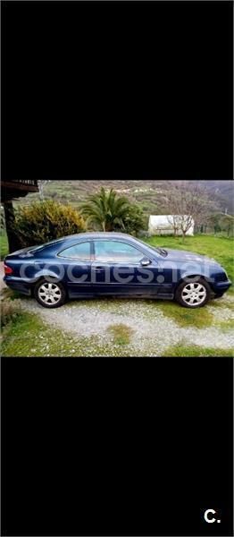 Azul Usado 2001 Mercedes CLK230 Avantgarde Coupe | 3900 € - Imagen 1/4