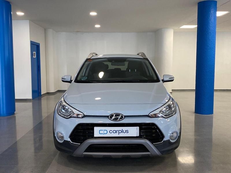 Usado Hyundai i20 Active 100 CV (73 kW) 2021 Champion blue/phantom black (metalizado) Berlina