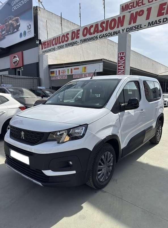 Usado Peugeot Rifter Active 102 CV (75 kW) 2021 Blanco Monovolumen