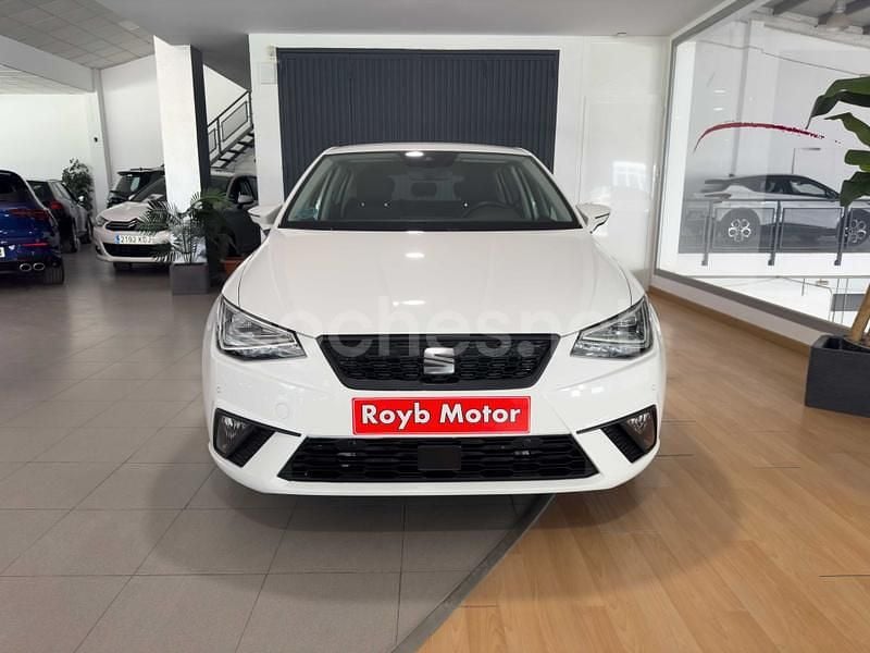Usado Seat Ibiza Style 110 HP (80 kW) 2023 Branco Sedan
