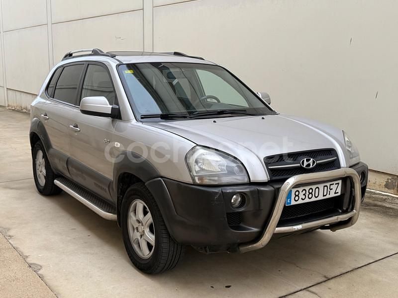 Usado Hyundai Tucson Style 112 CV (82 kW) 2005 Gris / plata SUV