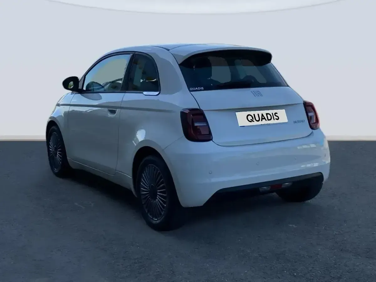 Nuevo Fiat 500 65 CV (47 kW) 2026 Blanco Utilitario