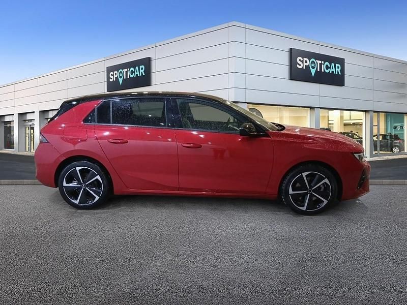 Usado Opel Astra 130 CV (95 kW) 2024 Rojo Utilitario
