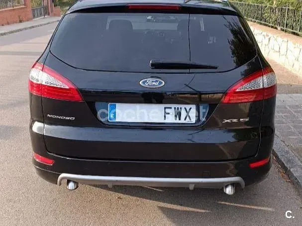 Usado Ford Mondeo Titanium X 220 CV (161 kW) 2007 Negro Familiar