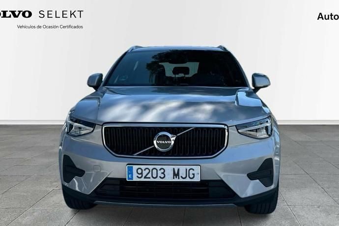 Usado Volvo XC40 Core 129 CV (94 kW) 2023 Plateado SUV