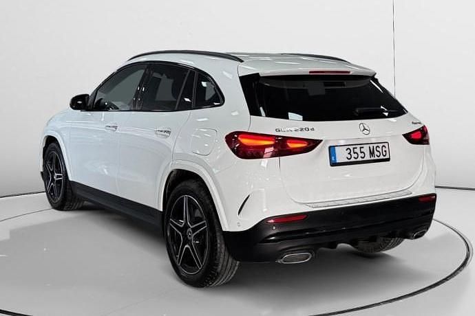 Usado Mercedes GLA200 150 CV (110 kW) 2024 SUV