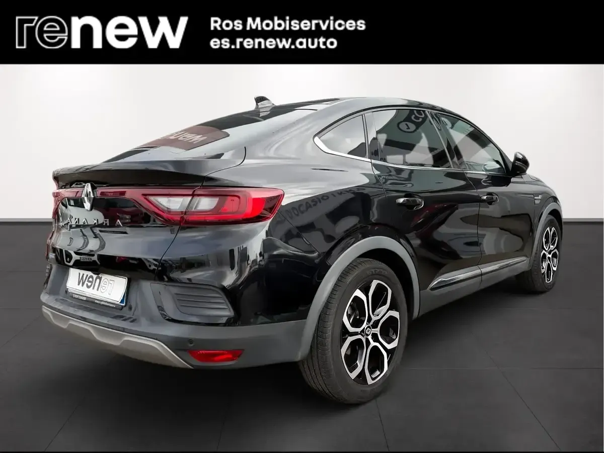 Usado Renault Arkana Intens 145 CV (106 kW) 2022 Negro SUV