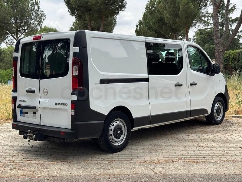 Usado Opel Vivaro 125 CV (91 kW) 2018 Blanco Monovolumen