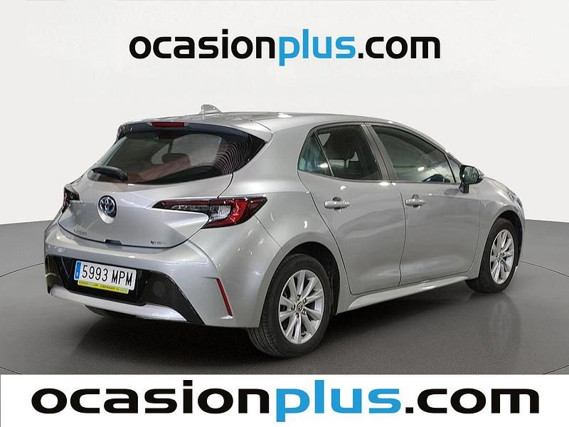 Usado Toyota Corolla Active 140 CV (102 kW) 2024 Gris plata