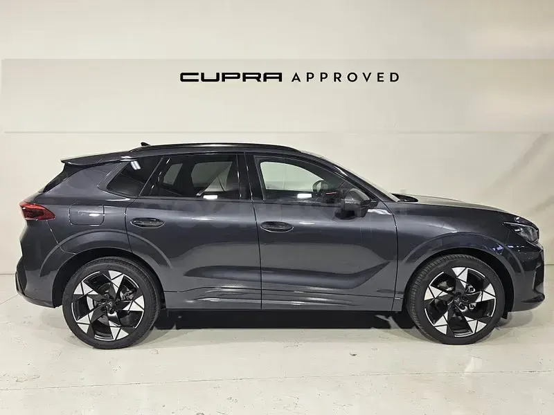Usado Cupra Terramar 150 CV (110 kW) 2025 Gris / plata SUV