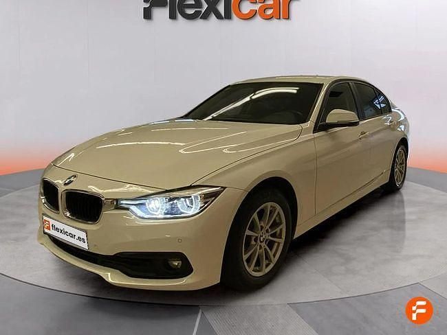Usado BMW 318 150 CV (110 kW) 2017 Blanco Berlina