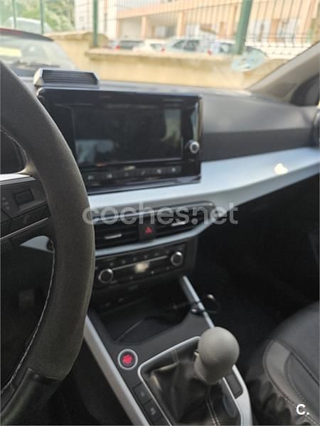 Usado Seat Ibiza 115 CV (84 kW) 2024 Gris / plata Utilitario