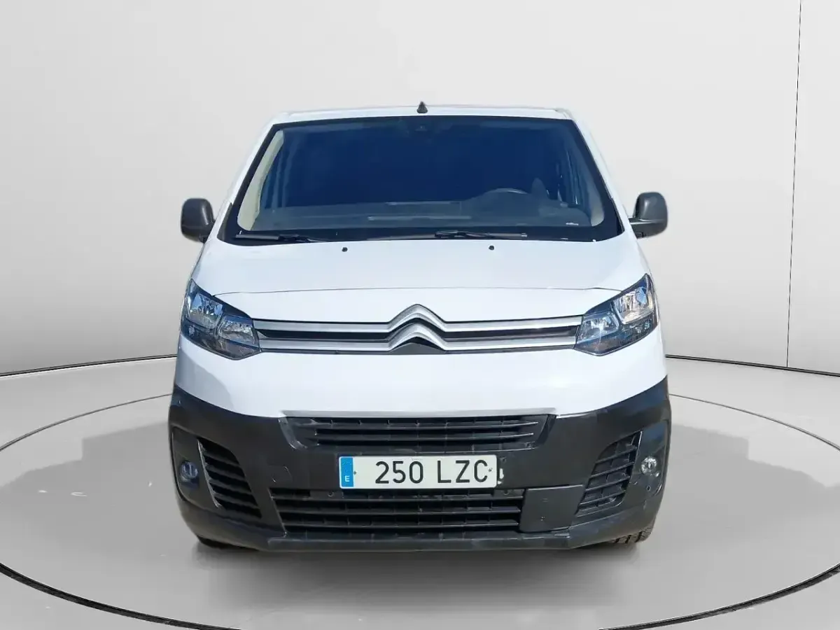 Usado Citroën Jumpy 102 CV (75 kW) 2021 Blanco Monovolumen