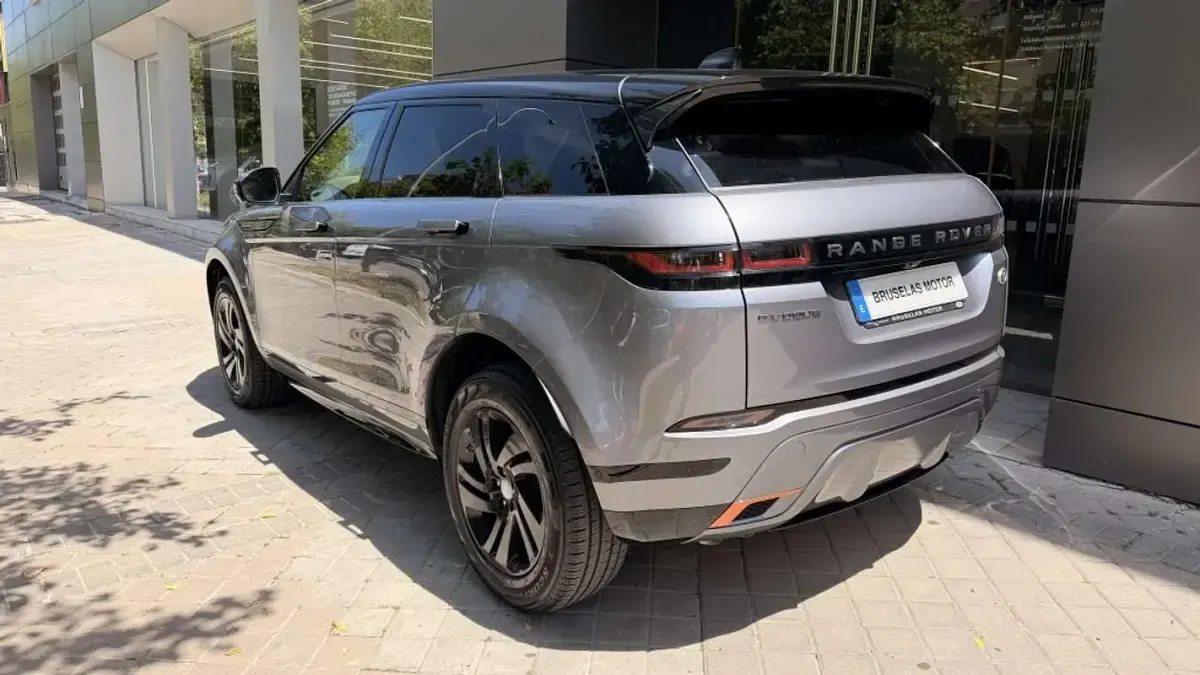 Usado Land Rover Range Rover evoque R-Dynamic 150 CV (110 kW) 2020 Gris SUV