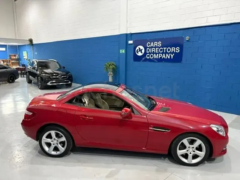 Usado Mercedes SLK250 204 CV (150 kW) 2011 Rojo Descapotable
