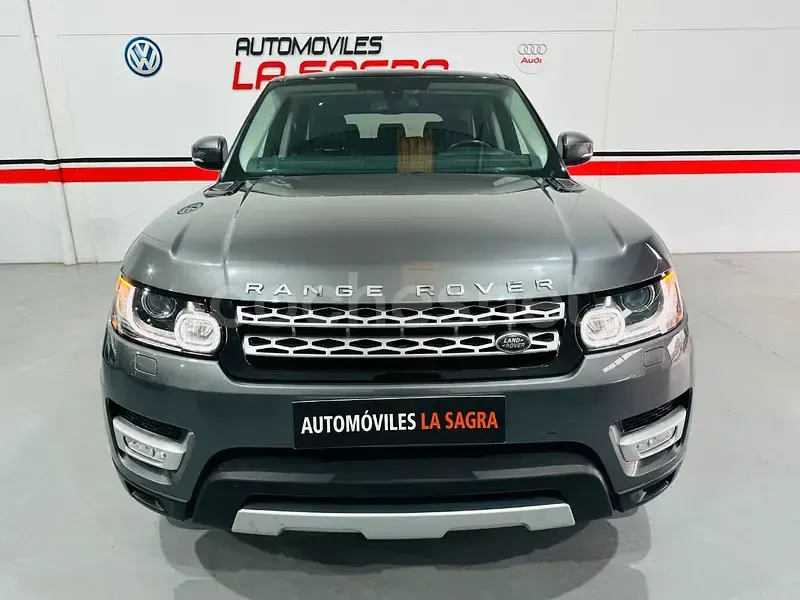 Usado Land Rover Range Rover HSE 258 CV (189 kW) 2015 Gris / plata SUV