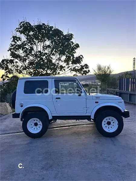 Usado Suzuki Samurai 69 CV (50 kW) 1997 Blanco SUV