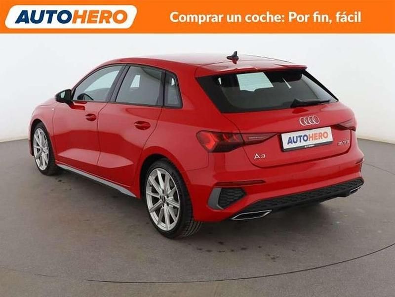 Usado Audi A3 S-Line 150 CV (110 kW) 2021 Rojo Berlina