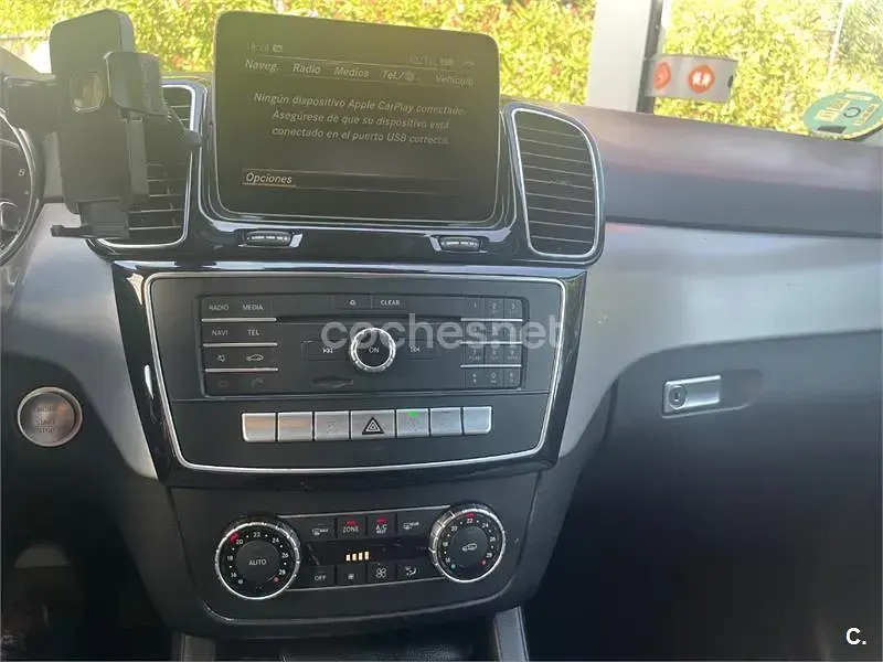 Usado Mercedes GLE250 204 CV (150 kW) 2018 Gris / plata SUV